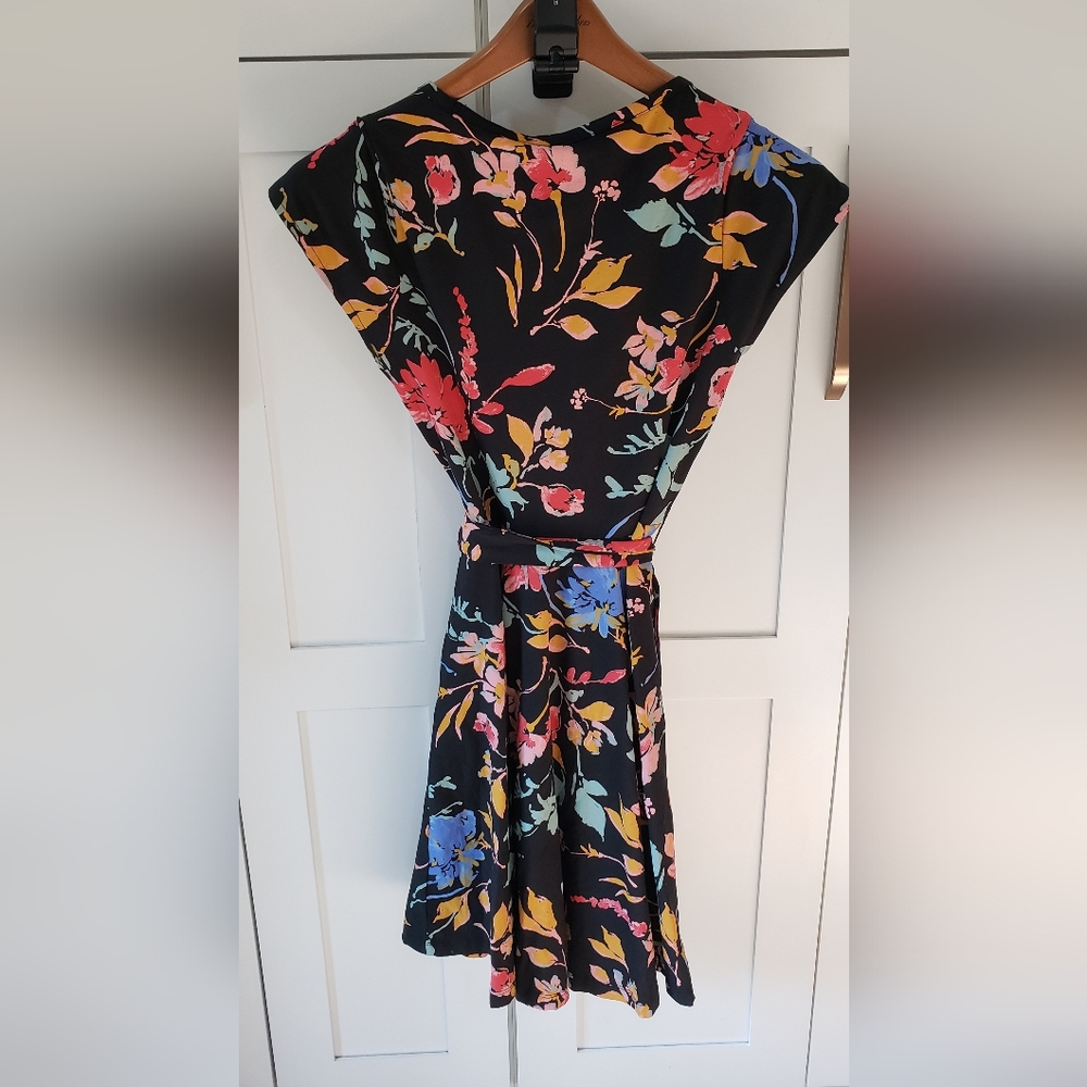 Pact Floral Dress Womens M Black Organic Cotton Mini Belted NWT - Picture 2 of 6